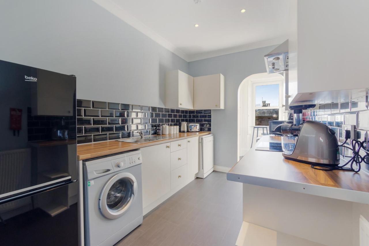 Beautiful 2 To 3 Bed Apartment With Stunning Views! Ayr Eksteriør bilde