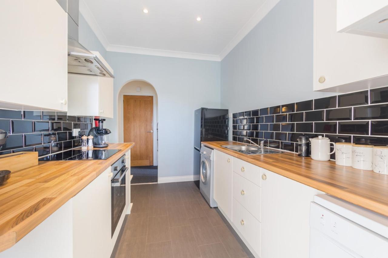 Beautiful 2 To 3 Bed Apartment With Stunning Views! Ayr Eksteriør bilde