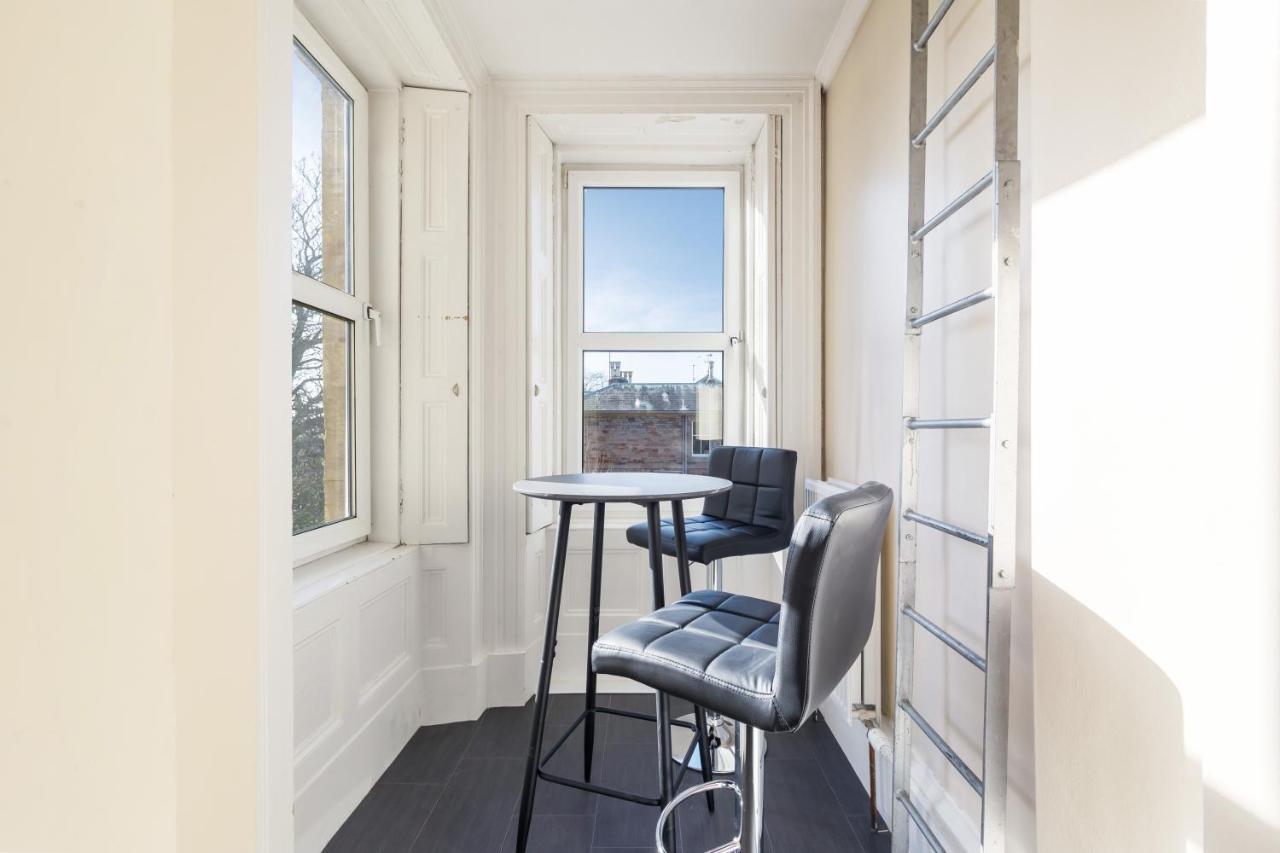 Beautiful 2 To 3 Bed Apartment With Stunning Views! Ayr Eksteriør bilde