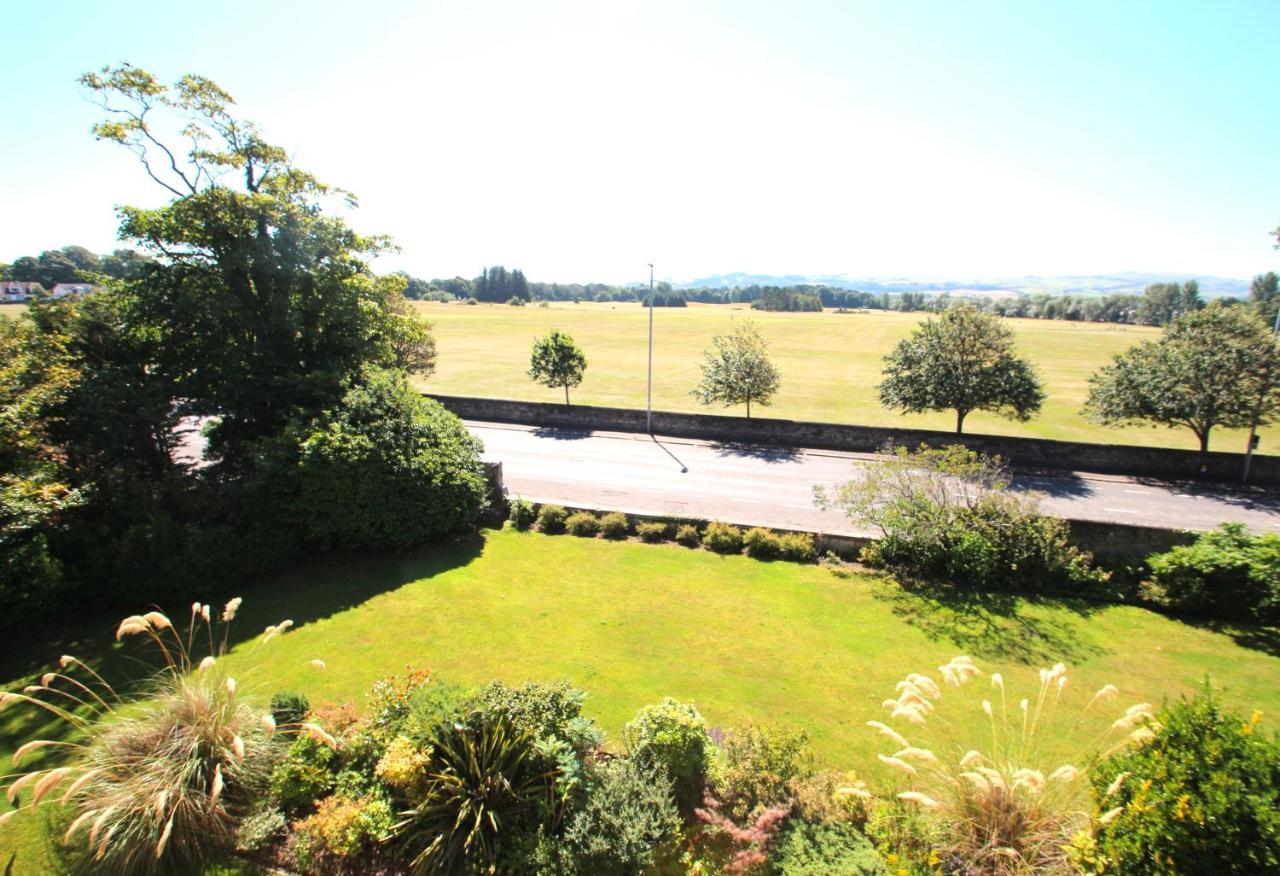 Beautiful 2 To 3 Bed Apartment With Stunning Views! Ayr Eksteriør bilde